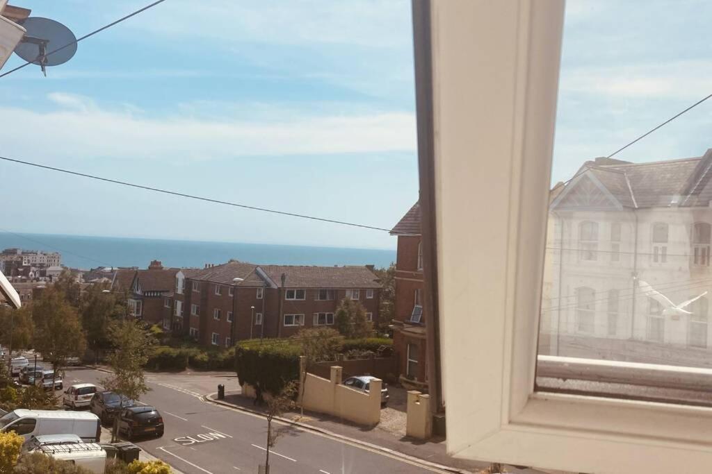 Unique Sea View Apartment Hastings Dış mekan fotoğraf