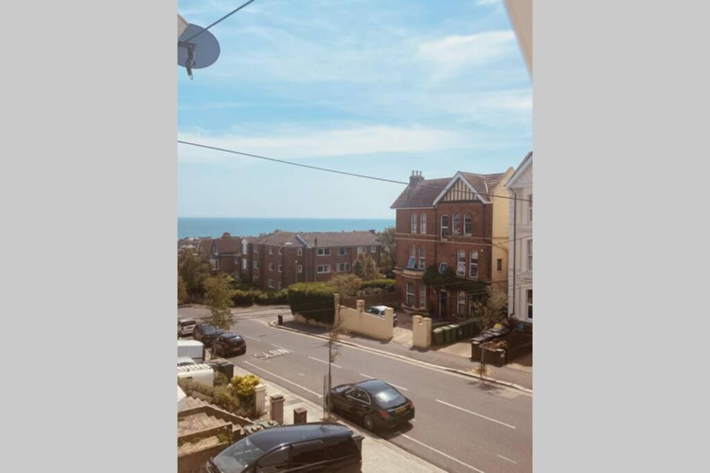 Unique Sea View Apartment Hastings Dış mekan fotoğraf